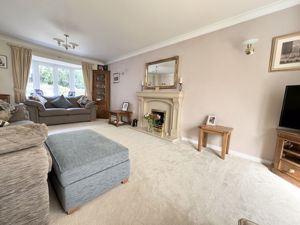 Photo 17- click for photo gallery